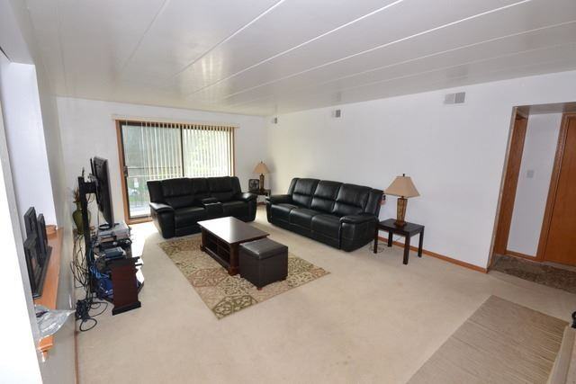 11000 Theresa Cir #2A - Photo 3 of 12