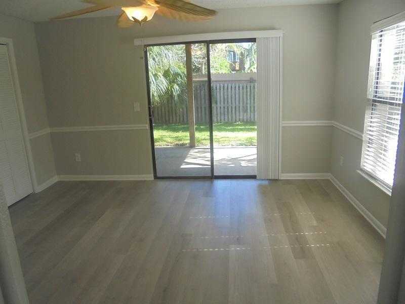 319 2nd Street - Photo 2 of 10