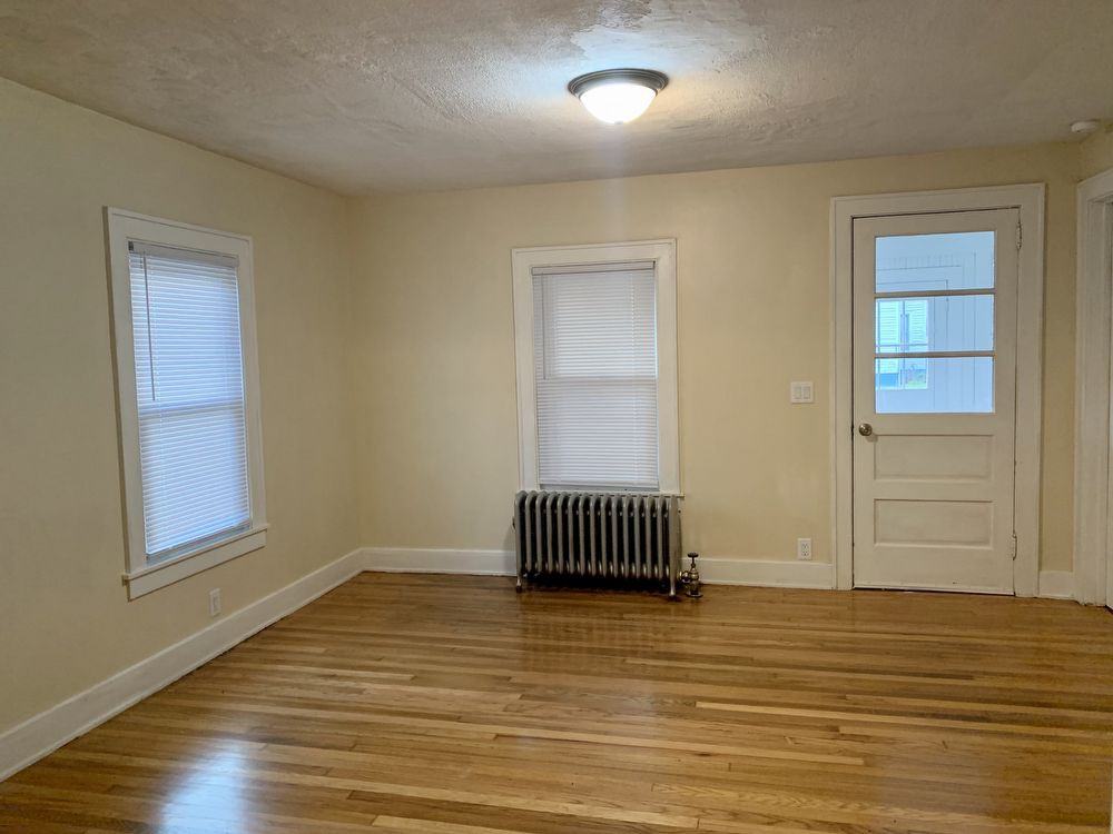 24 Hough St - Photo 3 of 15