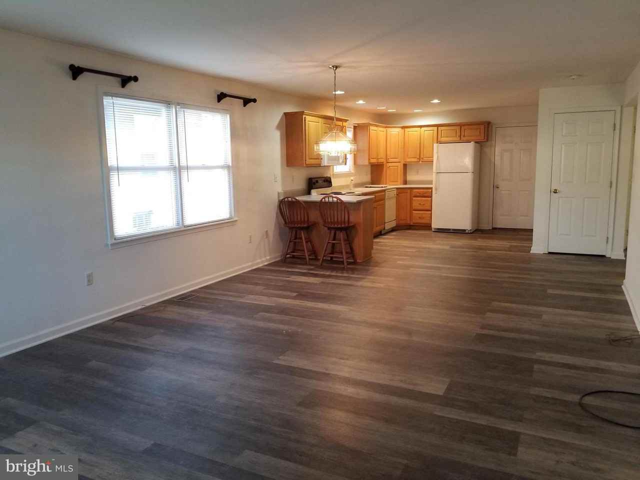 762 State Street - Photo 3 of 12