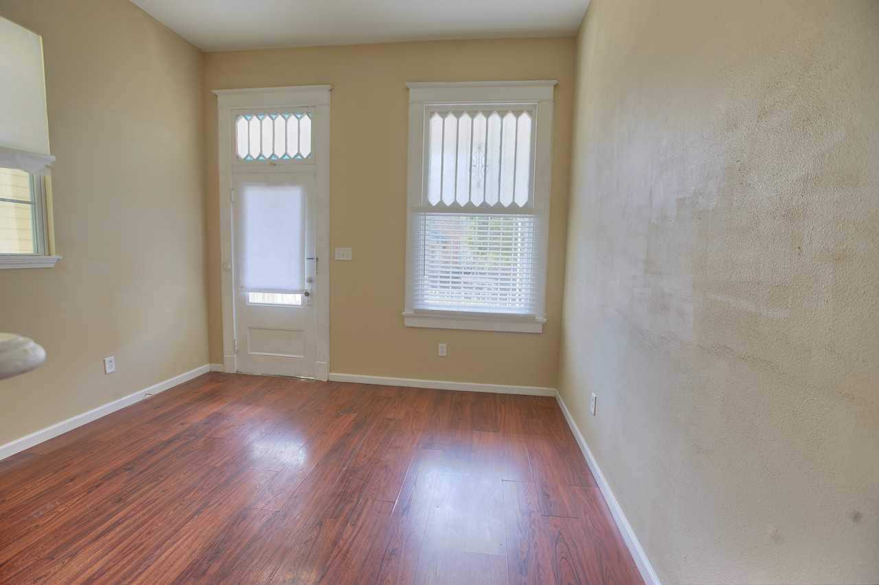 705 Felicity Street - Photo 2 of 11