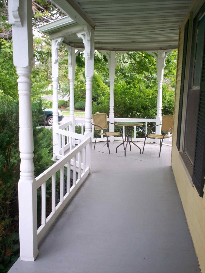 333 1st Street #1st Floor - Photo 3 of 10