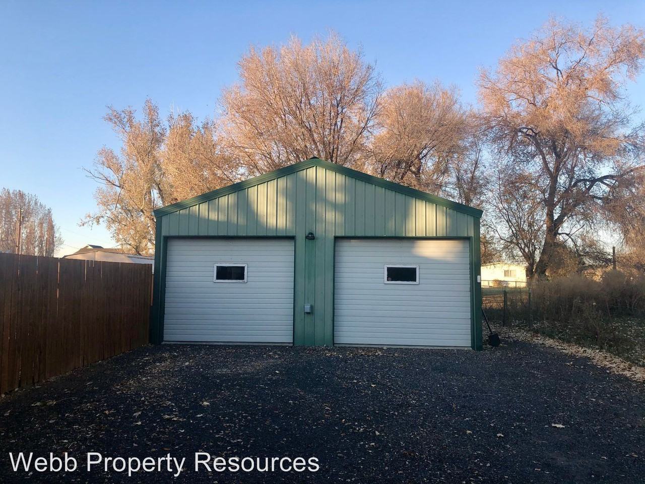 240 Commercial St. - Photo 2 of 18