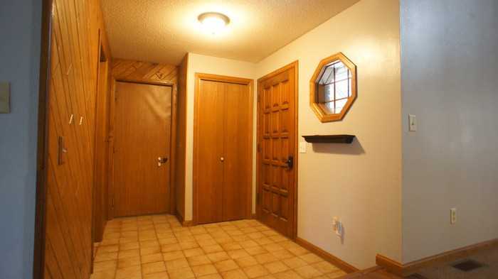 6014 Sarah Circle - Photo 3 of 25