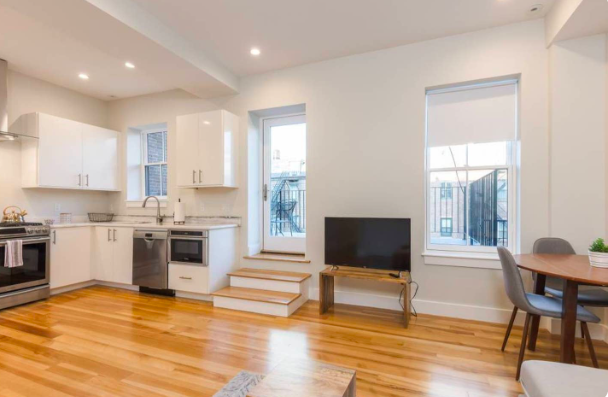 666 Massachusetts Avenue #3 - Photo 3 of 10