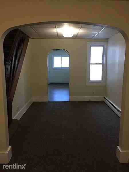 573 East Market Street - Photo 3 of 12
