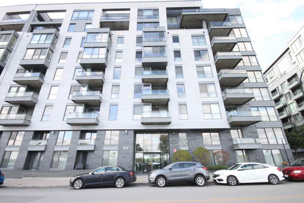 859 Rue de la Commune Est 314, Montréal, QC H2L 0B9 2 Bedroom Condo for Rent for 3,000/month