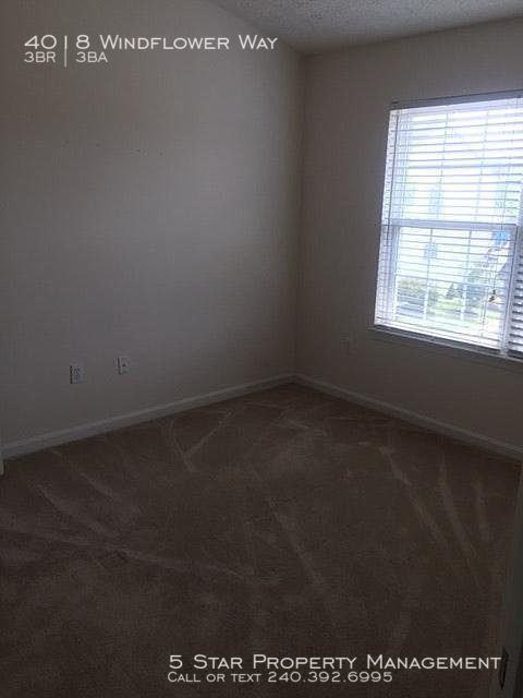 4018 Windflower Way - Photo 3 of 16