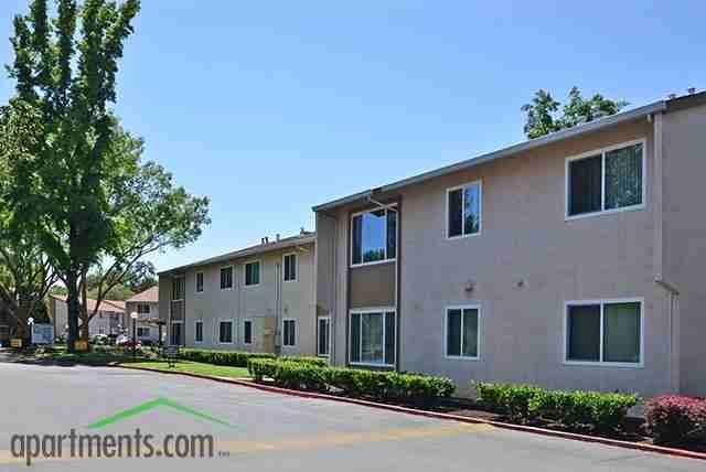 Villa Sierra Apartments - Photo 3 of 15