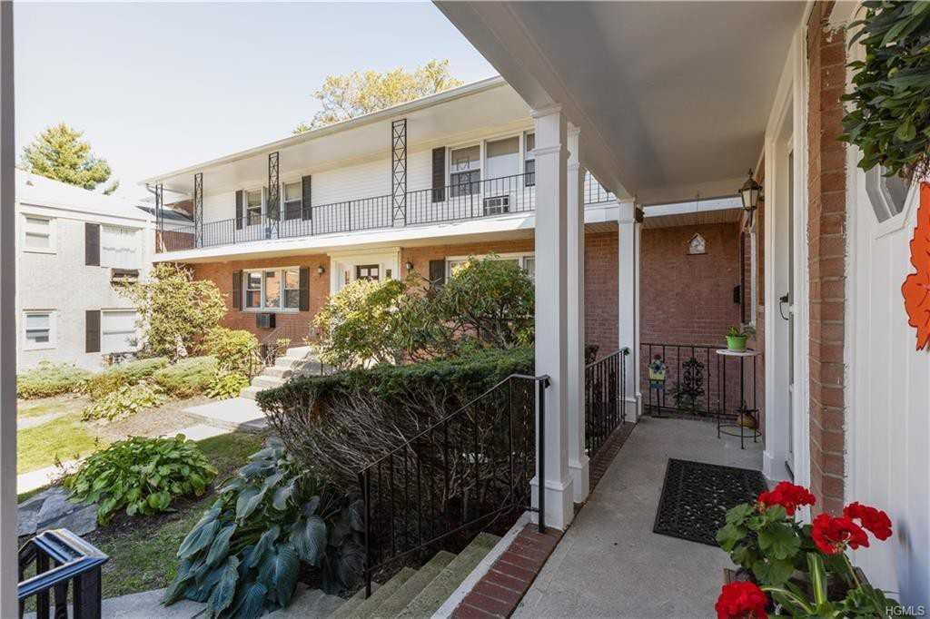 11 Milford Lane 11b - Photo 3 of 23
