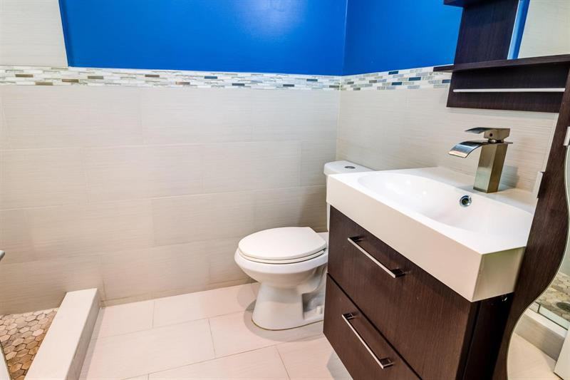 8401 Royal Palm Blvd - Photo 3 of 9