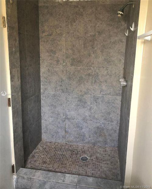 1070 Northeast 157th Street #B - Photo 3 of 4