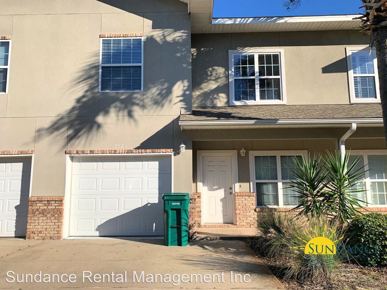 1529 Bentley Circle - Photo 2 of 11