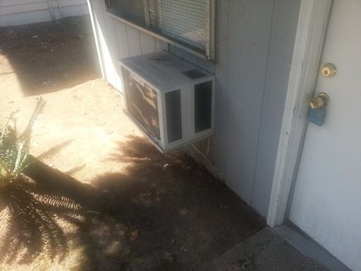 221 SE 148th Ave - Photo 3 of 9