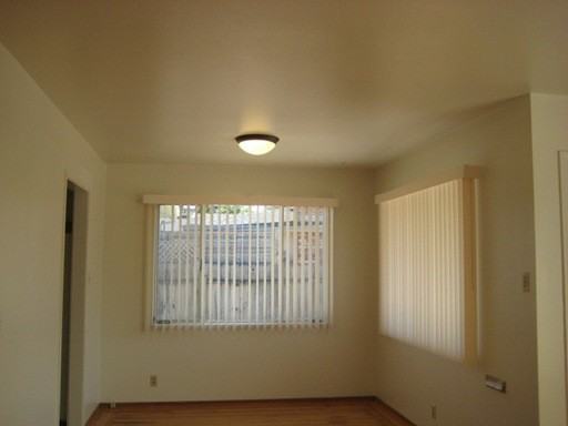 320 Shortt Rd - Photo 3 of 14