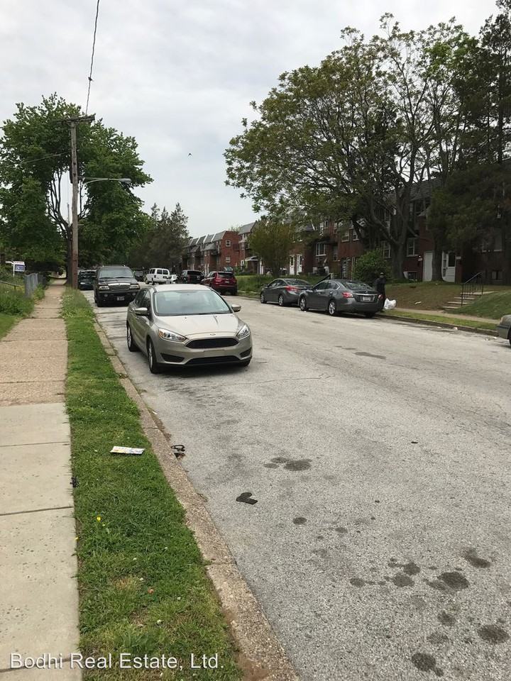 4026 Balwynne Park Rd 2nd Floor - Photo 2 of 11