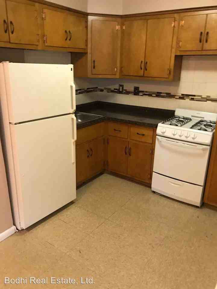 4026 Balwynne Park Rd 2nd Floor - Photo 3 of 11