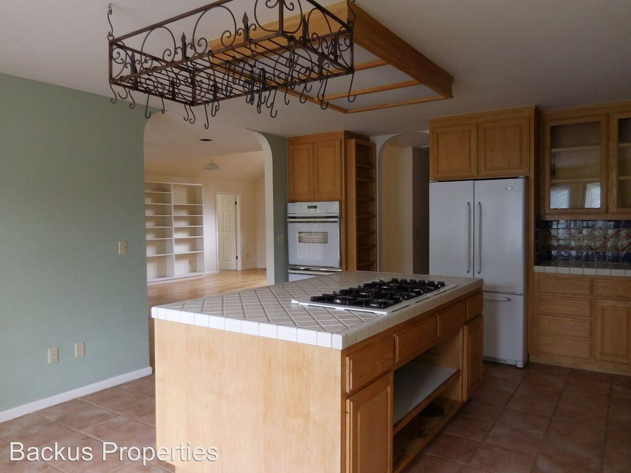 7463 Paradise Rd. - Photo 2 of 12