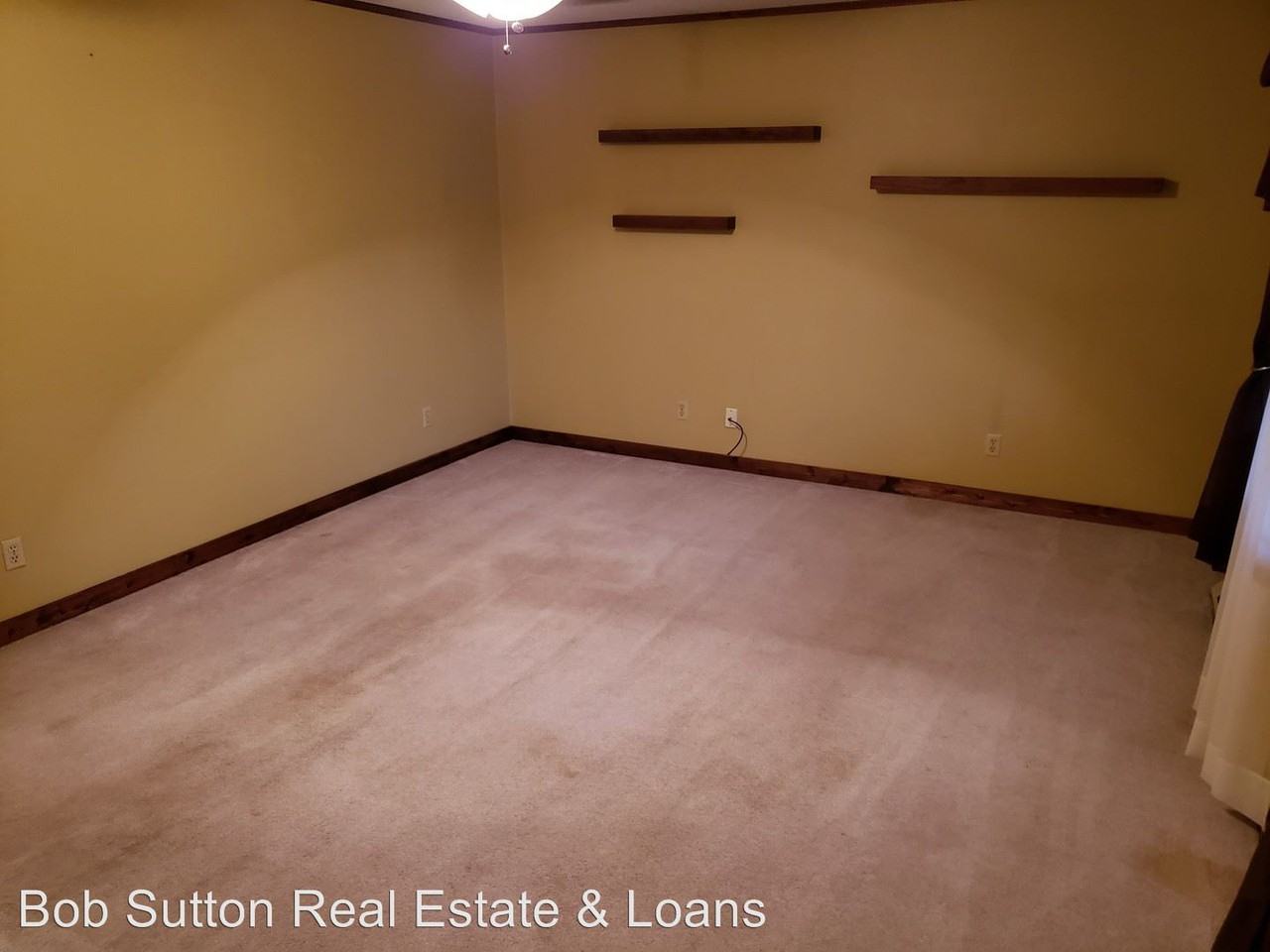 920 Montclair - Photo 2 of 6