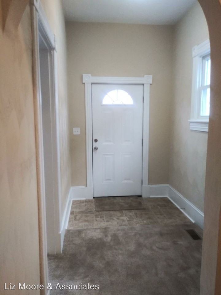 322 49th Street - Photo 2 of 22