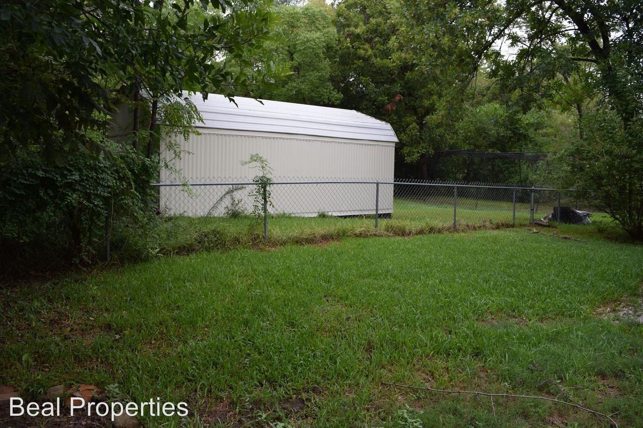 304 N Haswell Dr A - Photo 3 of 3