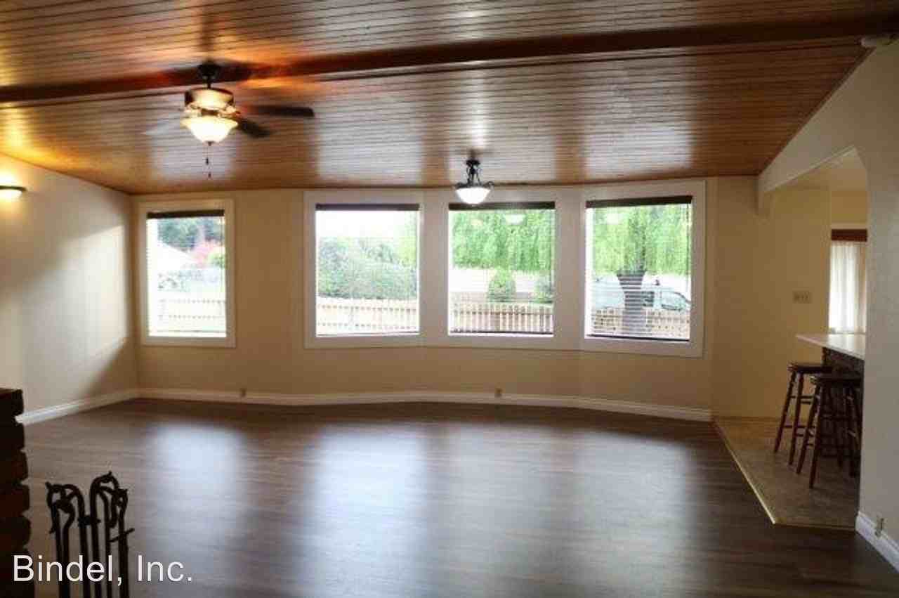 2085 Fern St - Photo 3 of 39