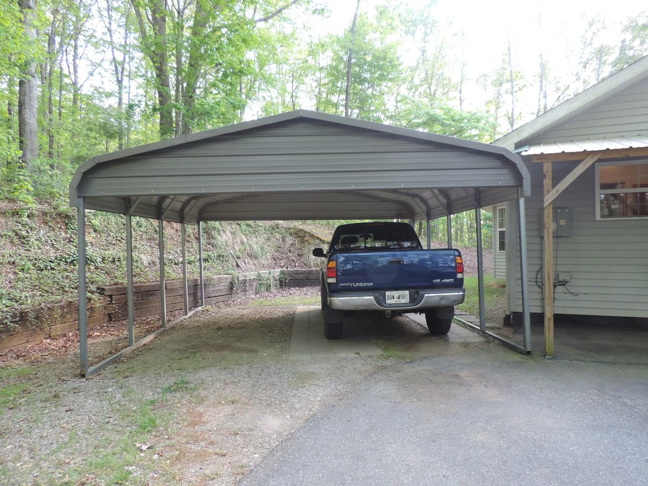 556 Ivylog Creek Rd - Photo 2 of 12