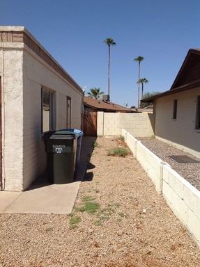 11226 N 39th Ave - Photo 2 of 7