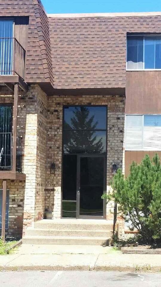 415 S Wasson Ln - Photo 2 of 4