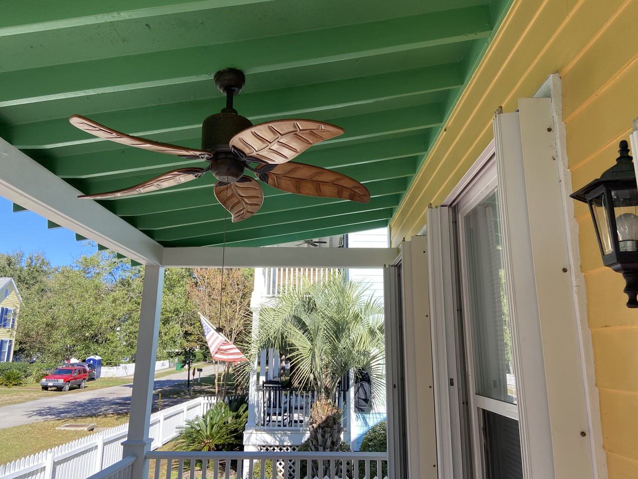 906 Madrid Ave - Photo 3 of 10