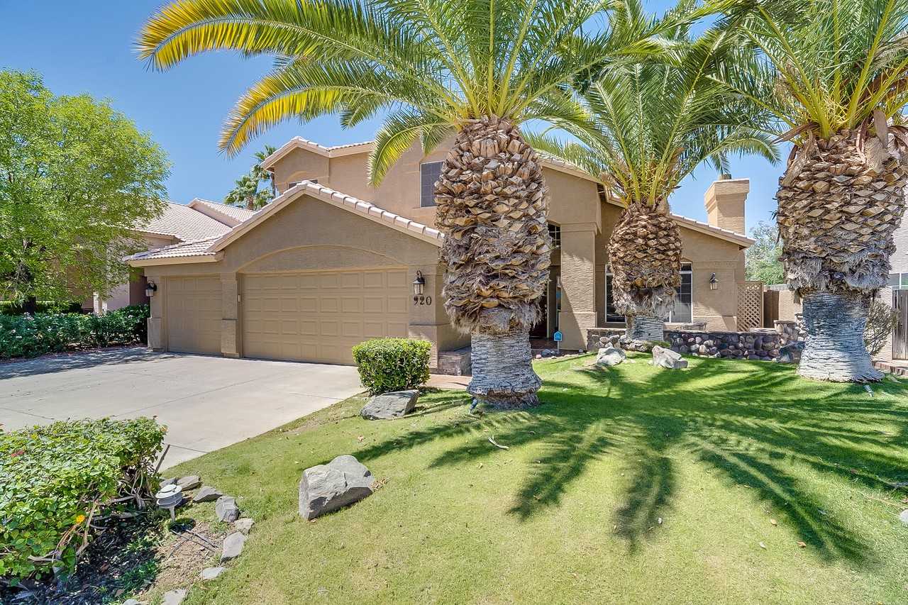 920 N Blue Marlin Dr - Photo 3 of 44