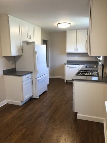 5111 Newland - Photo 3 of 13