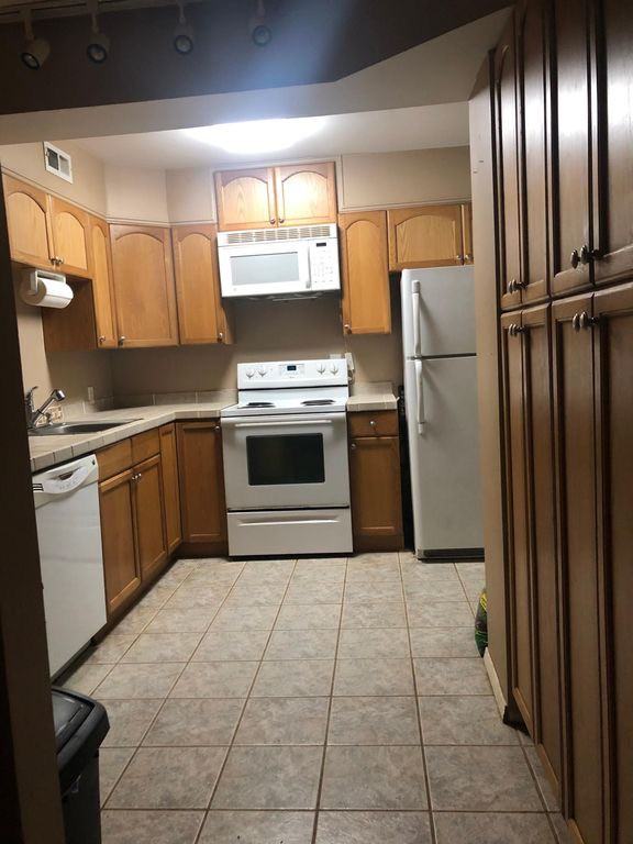 43 Adkinson Drive - Photo 3 of 8