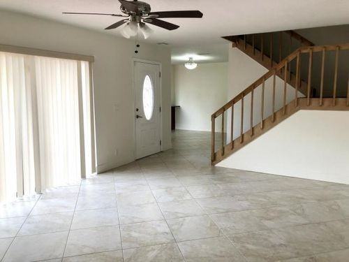 168 Lake Arbor Drive - Photo 3 of 7