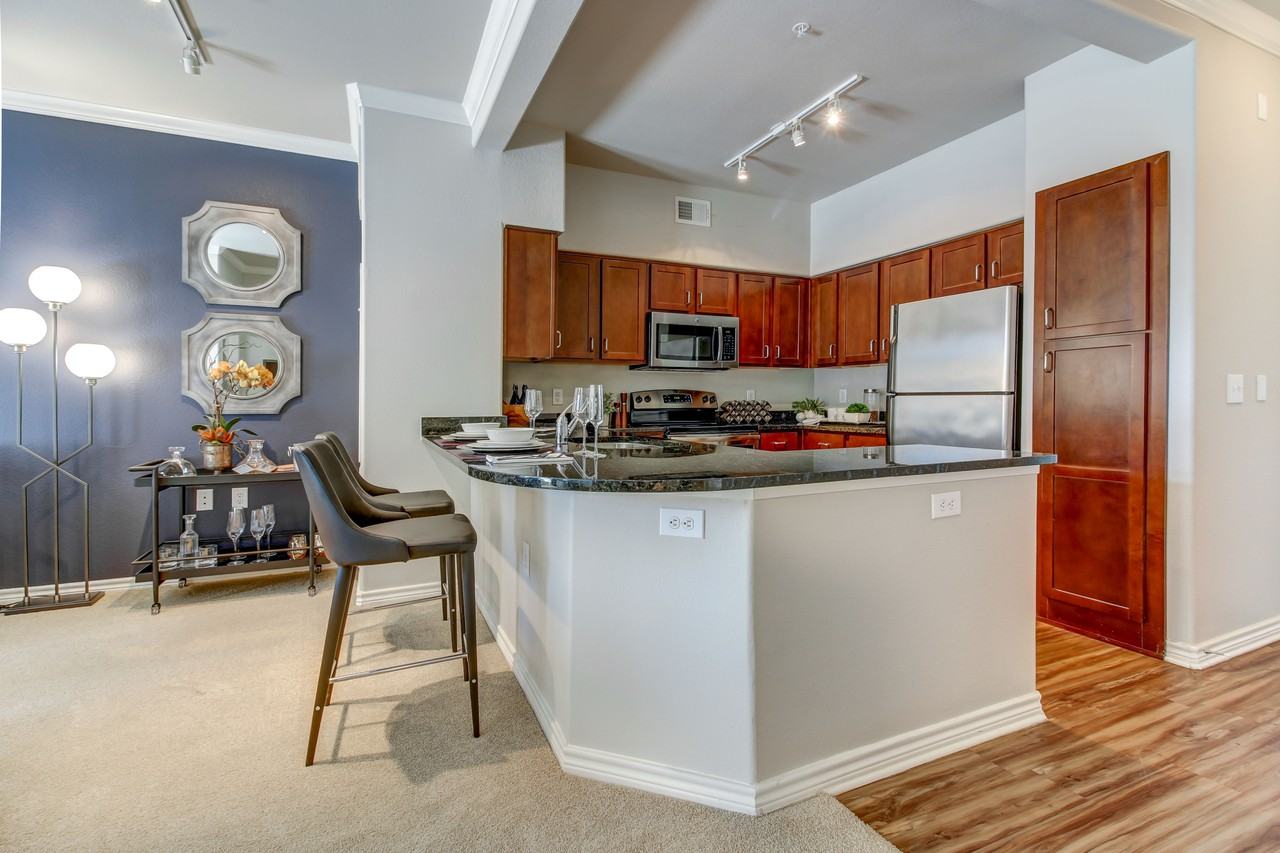 Via Las Colinas - Photo 5 of 34