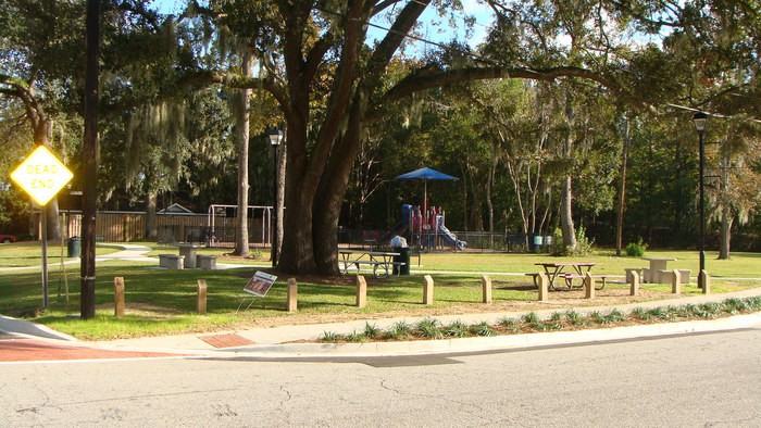 1319 East 58th Street - Photo 3 of 12