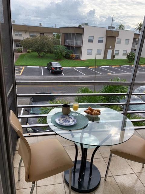 520 Burgundy K, Delray Beach, FL 33484 1 Bedroom Apartment ...