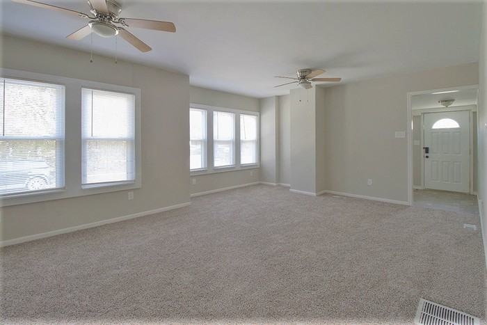 22 North Laurel Street - Photo 3 of 14