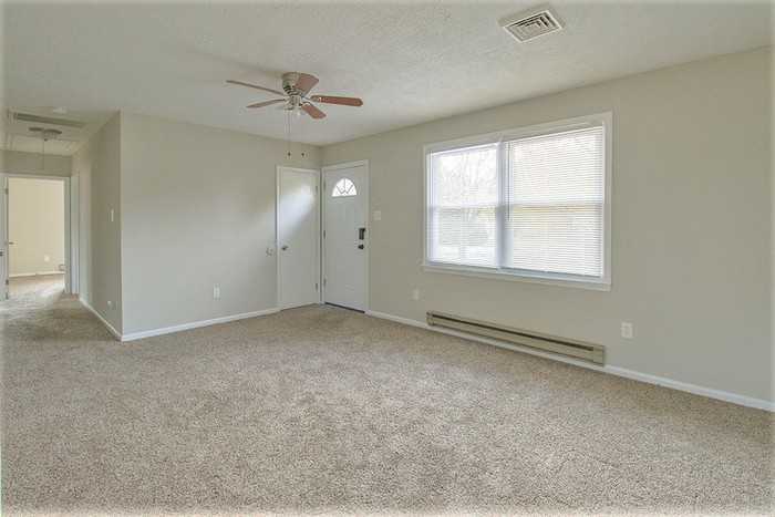 25 Johns Way - Photo 3 of 12