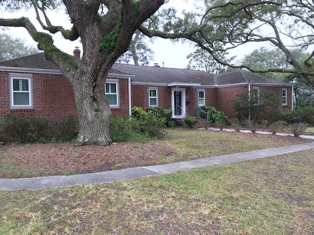 19 Morton Ave - Photo 2 of 22