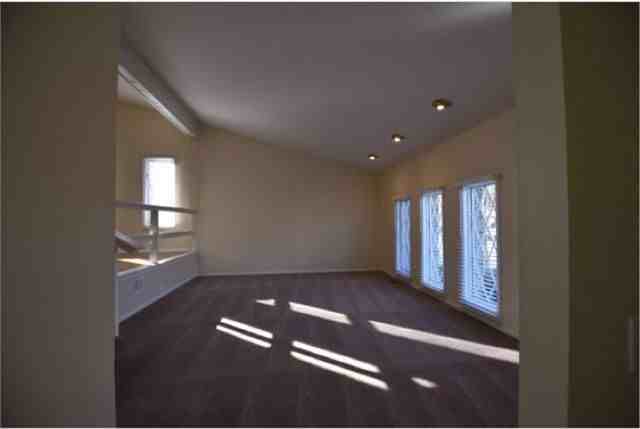 2910 Chelsea - Photo 2 of 9