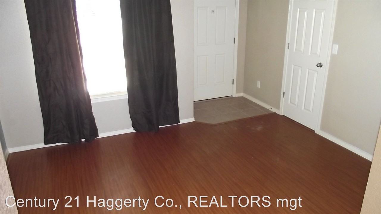 810 Isabel St. - Photo 3 of 16