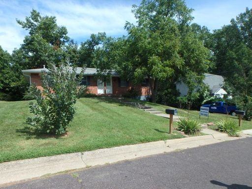 1703 Stanford Dr - Photo 2 of 28