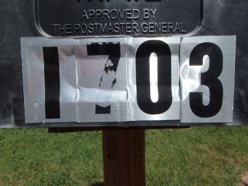 1703 Stanford Dr - Photo 3 of 28