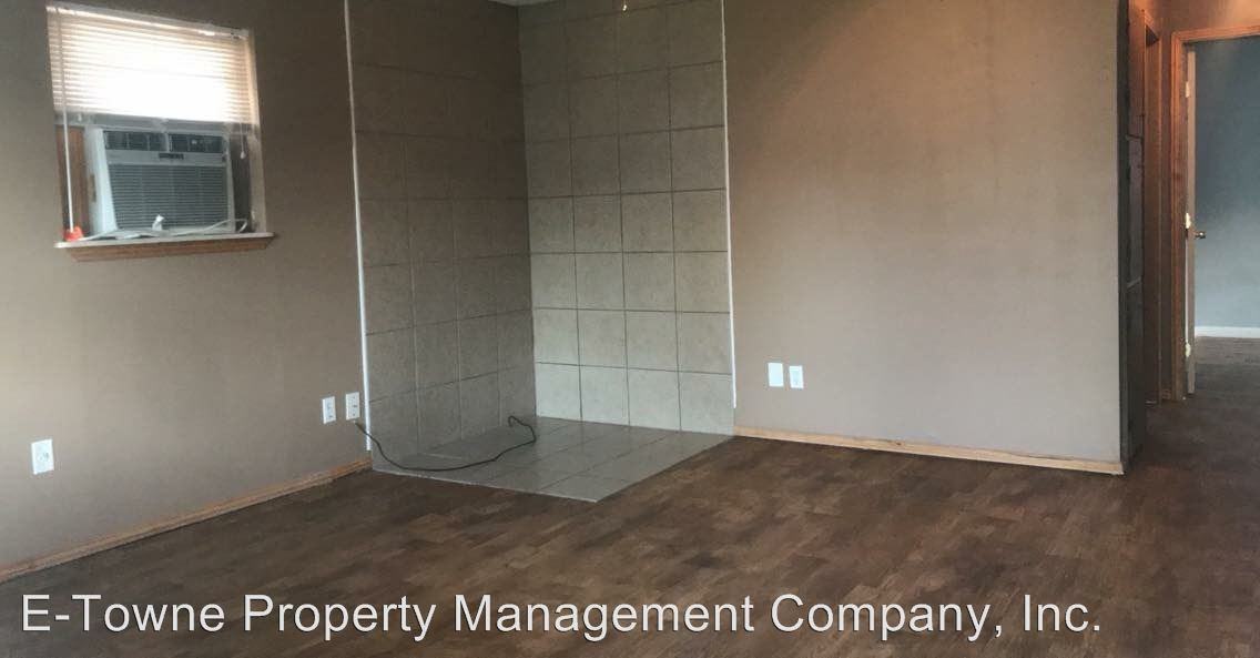 121 W Mulberry - Photo 2 of 8