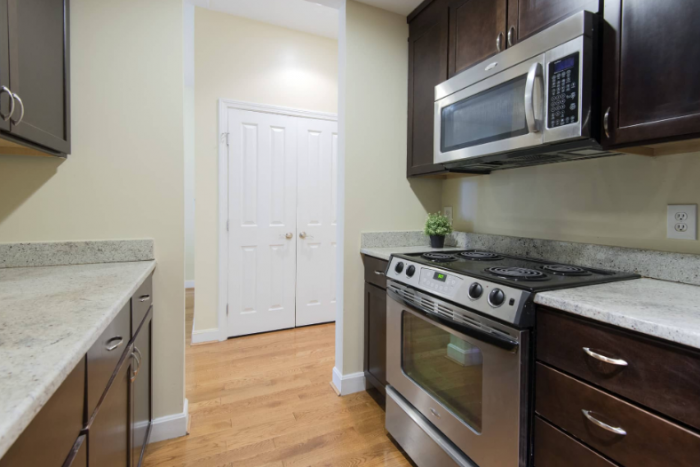34 Garrison St - Photo 2 of 10