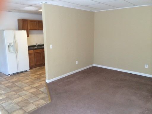 856 W Thomas Ave #1 - Photo 3 of 9
