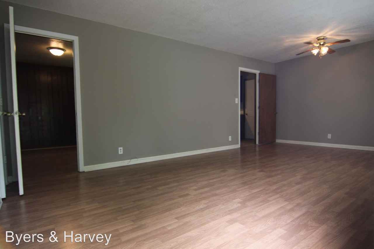 1269 Slayden Cir - Photo 2 of 22