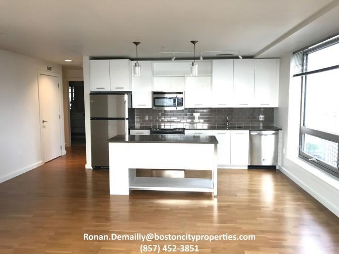 35 Lagrange St - Photo 2 of 16