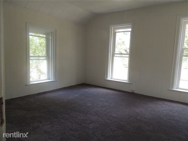 511 Jones St - Photo 3 of 12